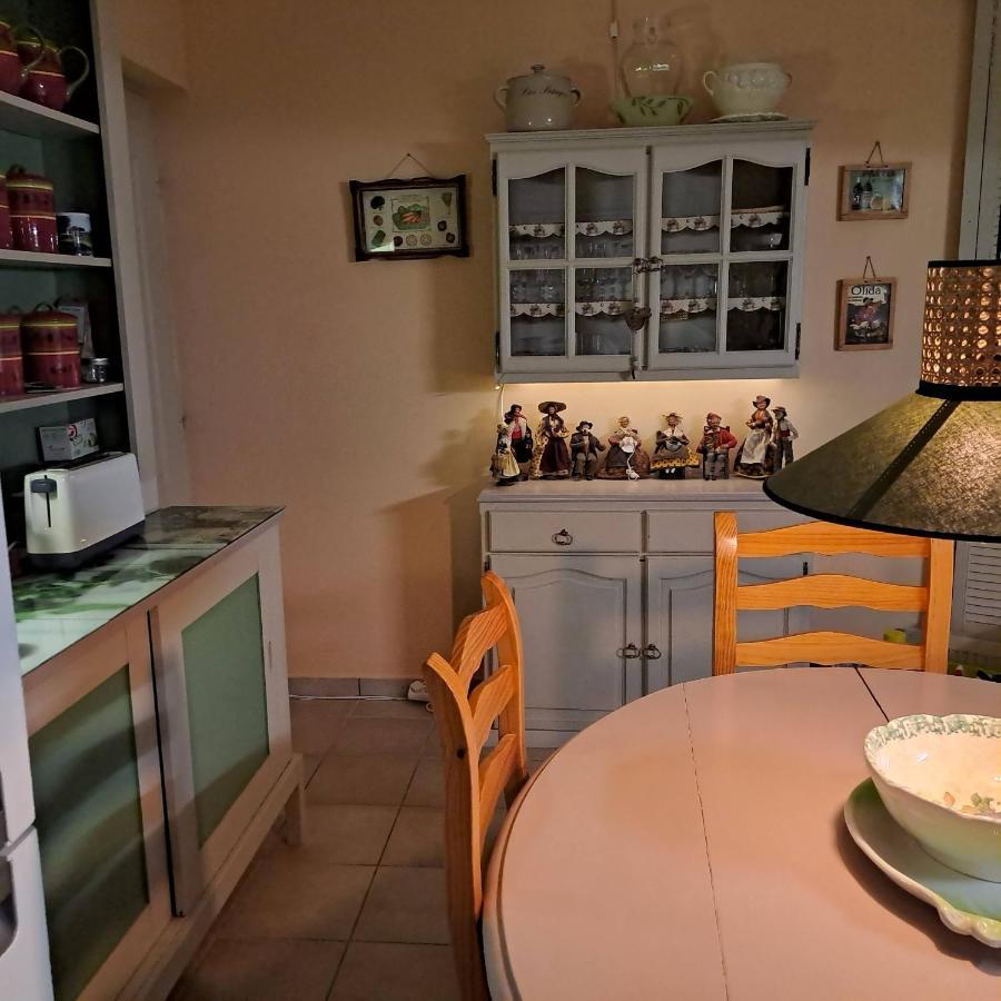 サン・サテュルナン・ダプト Les Cerises Bed & Breakfast エクステリア 写真